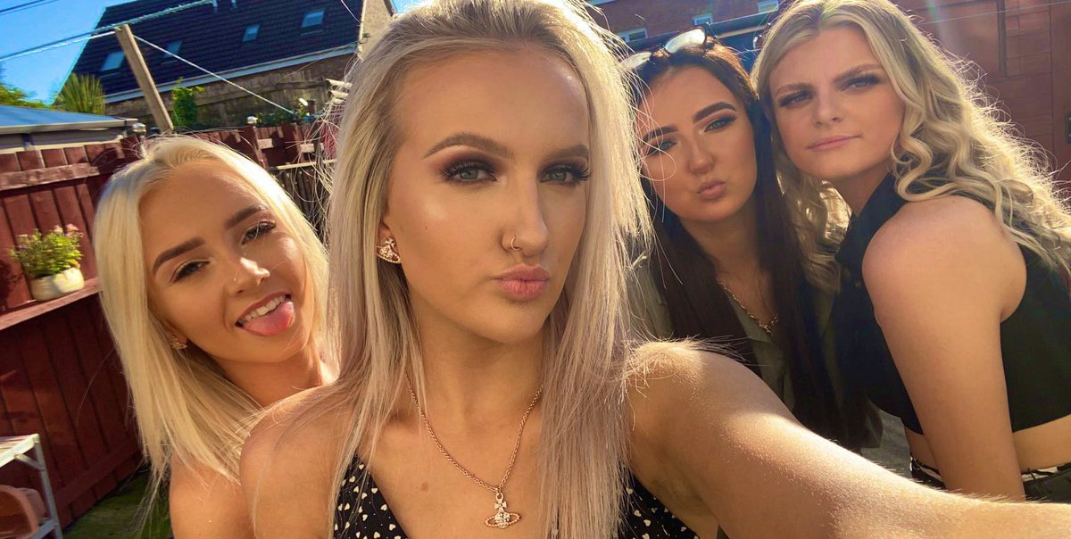 caragreensmith's tweet photo. Happy bday to the baby of the group👶🏼🤣enjoy your day gal, can’t wait to celebrate with you💗love u lots xx @_jadekennedy_x https://t.co/OsfWomKTT8