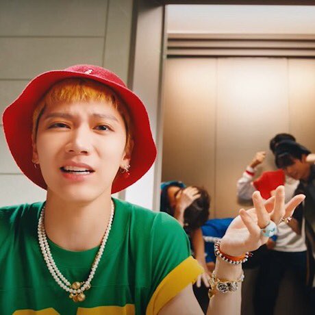 10leemybooboo's tweet photo. ฮื่ออออออมน้องเตนเก่งมากเลยคับ มี๊พูมใจมากๆ เหมือนเห็นลูกน้อยเริ่มมีพัฒนาการขี่รถไปเล่นสีน้ำกับเพื่อน ฮื่อ น้องน่ารัก เก่งด้วย เก่งมาก เพลงซัมเม่อมาก ฟังง่าย น้องเตนเก่งมาก มี๊พูมใจมากๆที่ค���อดหนูออกมา  #Paint_Me_Naked https://t.co/gCXaNEl3Q0
