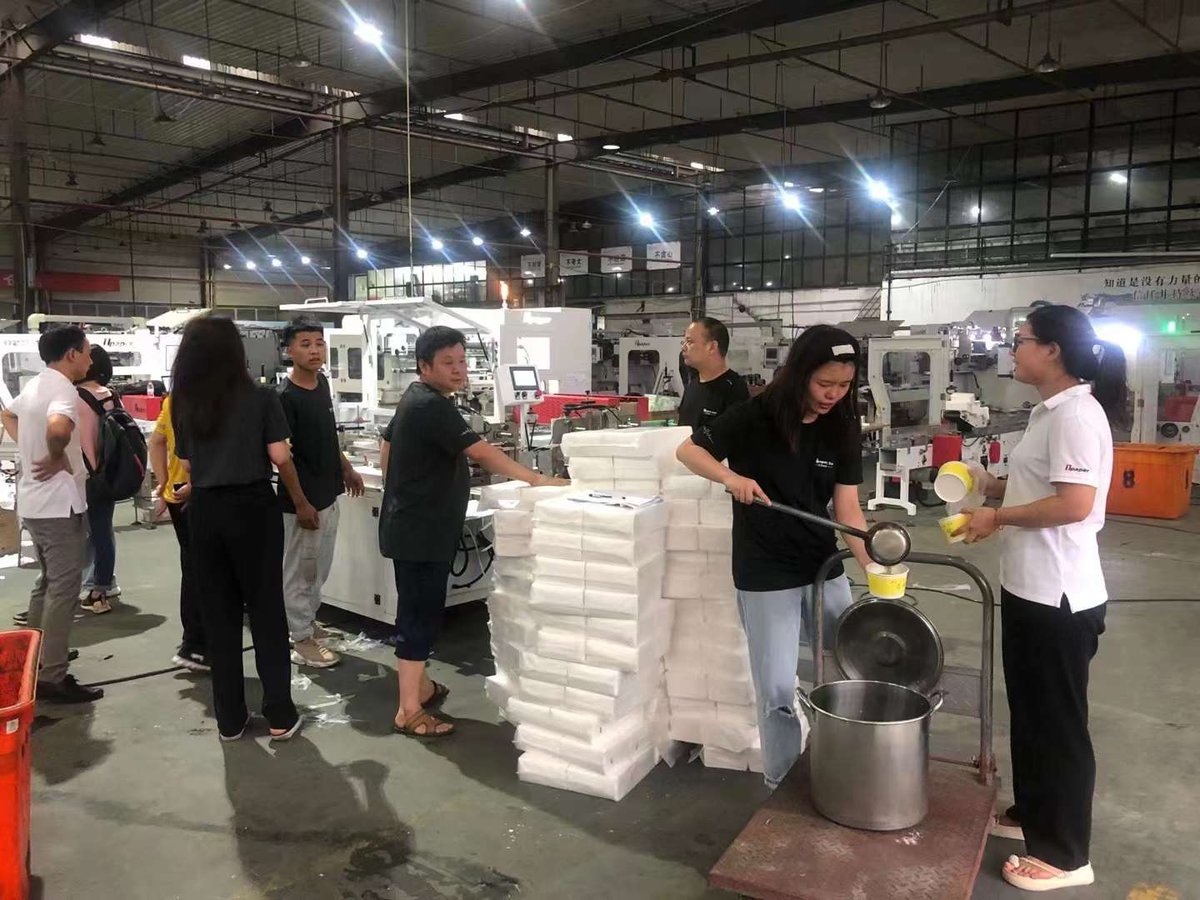 YoYoKo51921963's tweet image. #ONEPAPER #tissuemachine #SoftFacialTissue #Packaging #Converting
News on 10th Aug:
Full Auto converting line for tissue 
Products height :150mm 
Successful customer acceptance🥳
Welcome to contact us for the most profitable solution🙏🤝👏