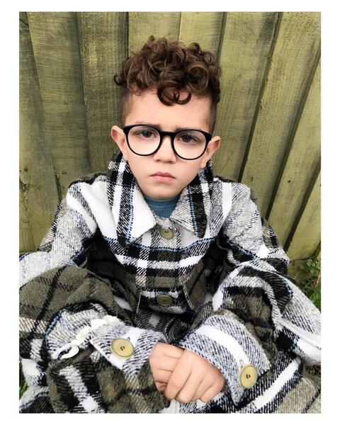 Usi_agency's tweet photo. ๐ฅ1st day on set as Hero child after a week of rehearsals for a high end departmental store Christmas commercial is our handsome Reggie.
We are super proud of you Reggie, go and shine like the star that you truly are ๐ฅ ๐งก
#teamusi #onset #comingToAScreenNearYou #busybees๐ https://t.co/t80jx8w9LE