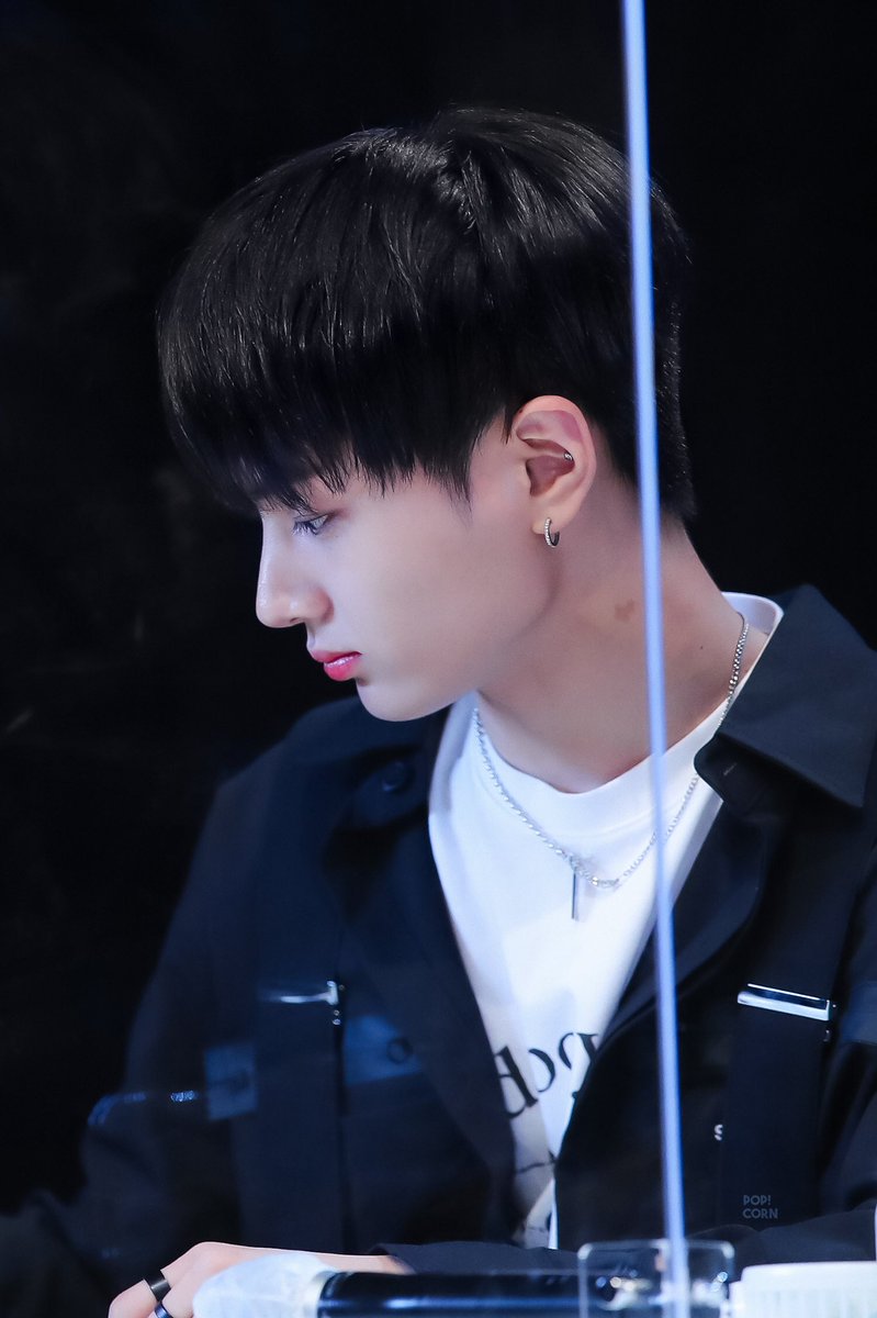 210528

#JAY #제이 #엔하이픈 #ENHYPEN