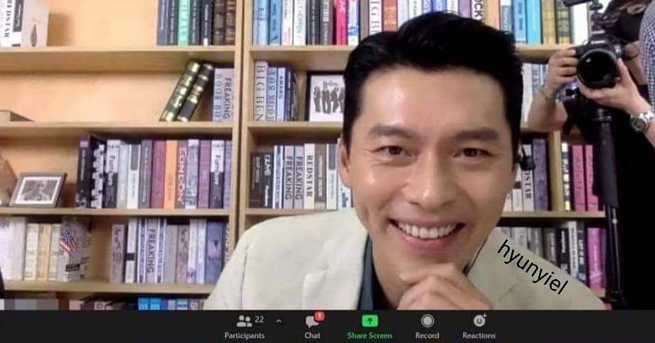 MarielOril's tweet photo. Zoom meeting with Hyun Bin π
How would you react if he smiled this way at you? ππ₯
#HyunBin
#HyunBinPH
#hbphfanclub
#SmartHyunBin
#SmartHallyuHangouts
@vastprbot
@HyunBinPHFans
@LiveSmart https://t.co/lXsAOWaVQG
