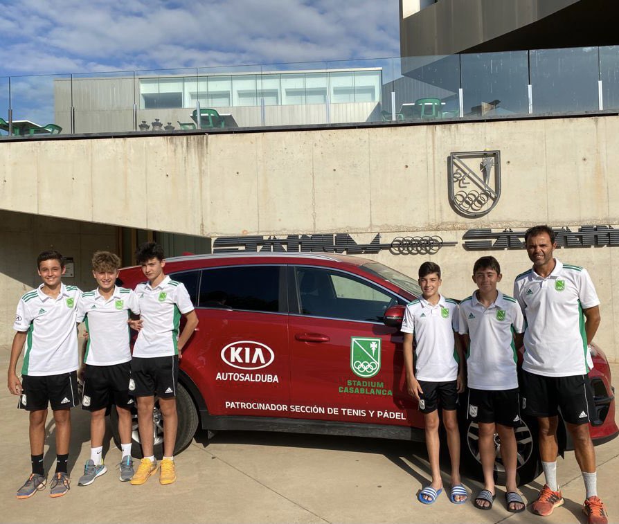 stctenis's tweet photo. Hoy comienza el Campeonato de España de Tenis 🎾 Infantil por Equipos de clubs #JoanCompta en #ctlasalut con el equipo 👦🏻 de Stadium Casablanca representando a Aragón como campeones. El equipo de Stadium debuta hoy 09:00 h contra C.T. Campeador, de Burgos. @KiaAutosalduba https://t.co/LFZT1BkBmc