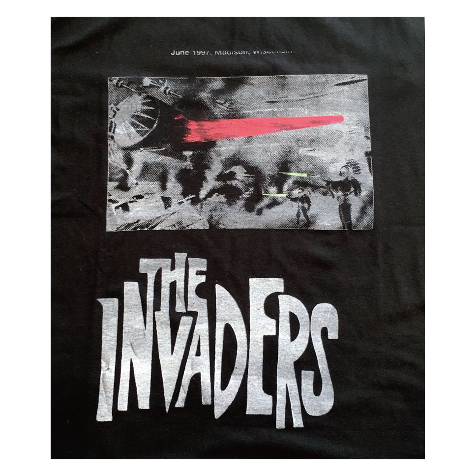 evoluir2002's tweet photo. 『#SPOLOGUM』
□ THE INVADERS TEE/blk
1960年代のアメリカンTVSHOWで放送されていた"THE INVADERS "をオマージュしたTシャツです。
当時のSF感を2020年代未来型に落とし込んだグラフィックは芸術的作品です。
#evoluir #selectshop #金沢市 #静岡市 #Tシャツ #カットソー #THEINVADERS #SF https://t.co/4jbfyRlBCz