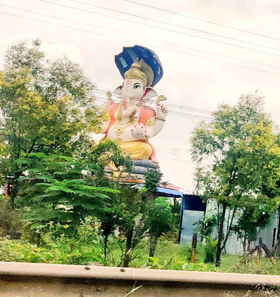 MatruBhakt's tweet photo. Just Passed this .. Photo Clicked on the Fly
Any Guesses ??
#DriveDown #RandomJaunt https://t.co/eyWYgCCo2Y