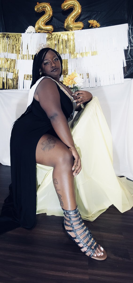 daisha_getatme's tweet photo. Happy BIRTHDAY TO ME ☺️🥳🎂 #Chapter22 https://t.co/btJHzRx9pU
