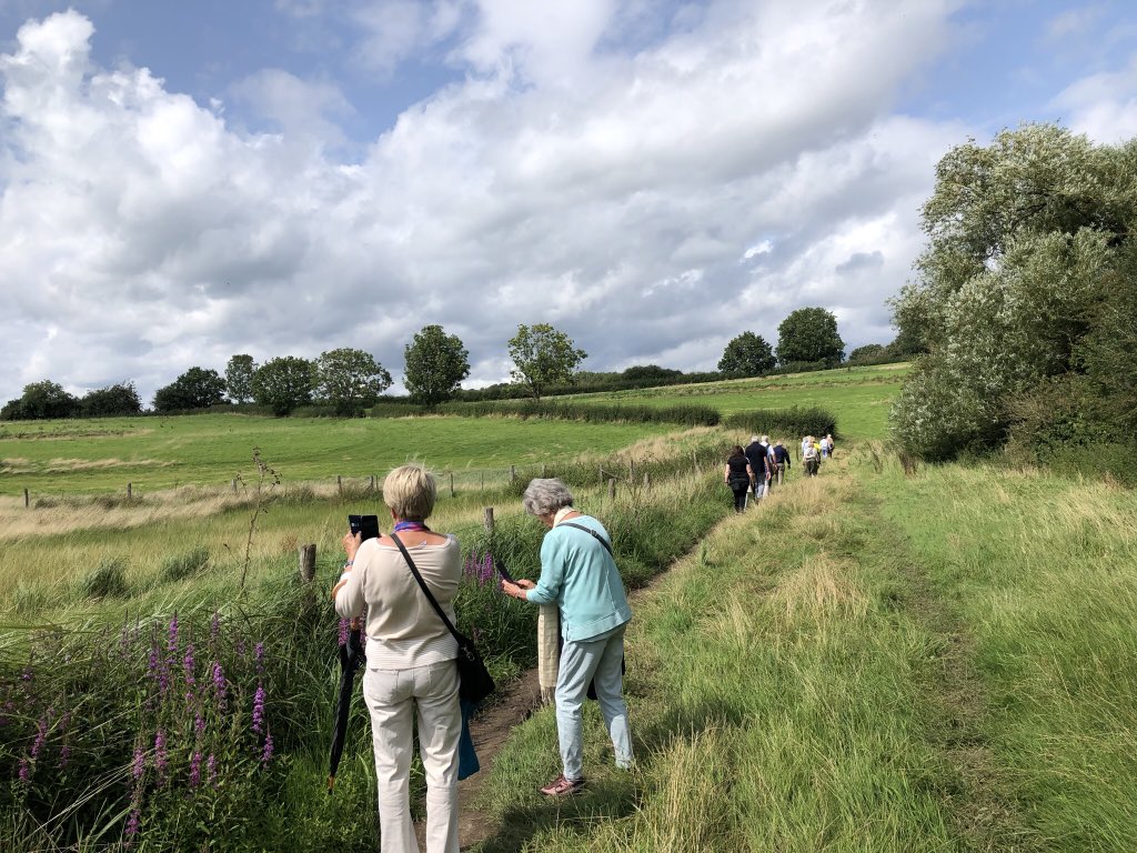 COostwegel's tweet photo. 2e dag #Cultuurtocht2021 Wijngaard de #Kruisboom #Klimmen Boerderijmuseum Weustenrade lunch wijngoed #Fromberg wandeling de #Piepert Eys , Pluktuin Fien Fleur Diner @Sint_Gerlach https://t.co/G3qi8kdGGd