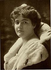 barbie_gnucci's tweet photo. The secret is told in the struggle of Fannie Hurst, she went to New York in 1915 to convert writing into Riches. With PERSISTENCE, the conversation didn’t come quickly, BUT IT CAME. https://t.co/1J2Ujcyiv4