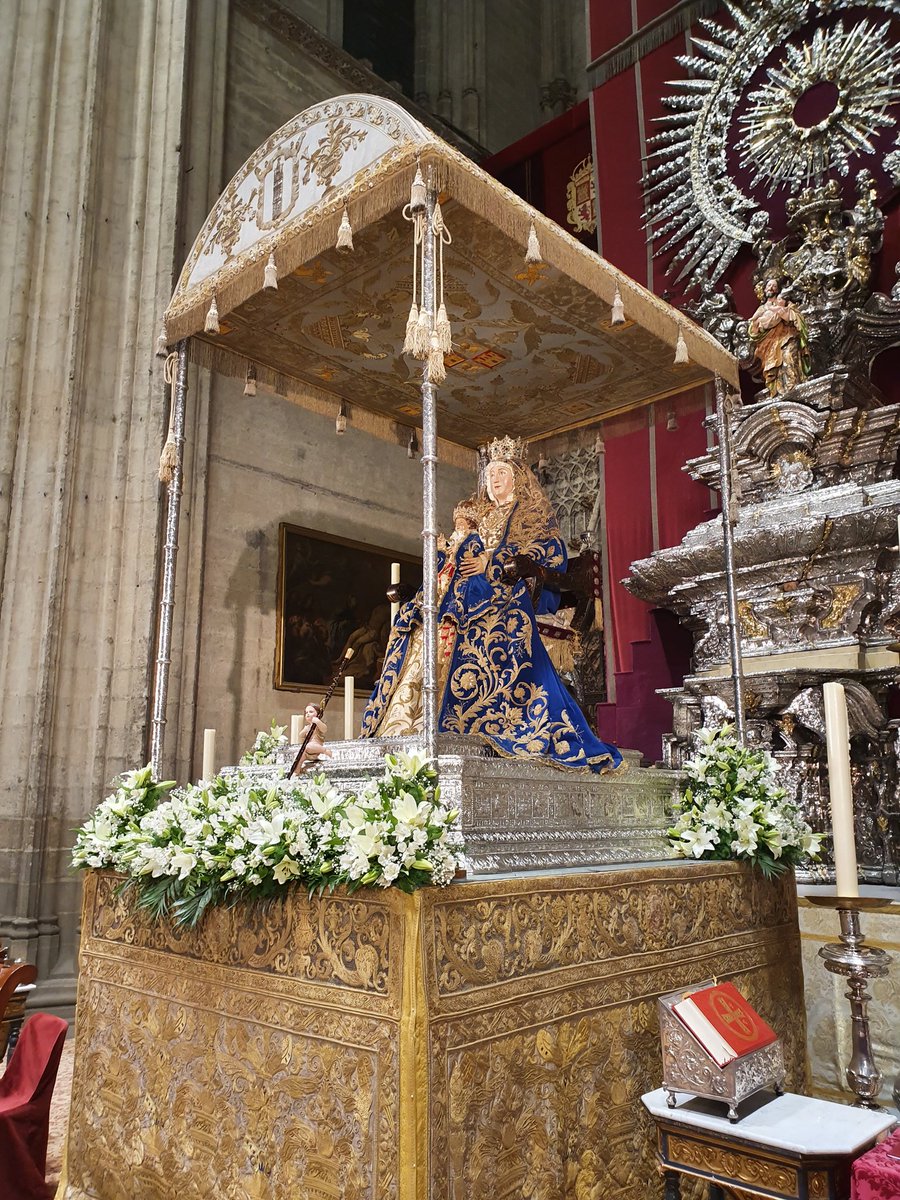 floresramitos's tweet photo. Novena a la Virgen de los Reyes https://t.co/mVWNbpRp0i