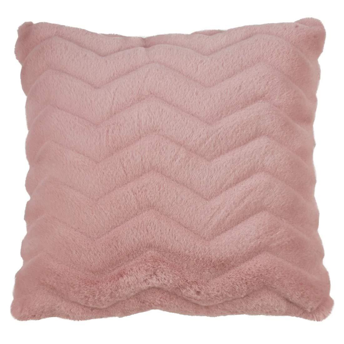 StylesiloveCom's tweet photo. Fennco Styles Cozy Chevron Faux Fur Decorative Throw Pillow Cover &amp; Insert 18 x 18 Inch - Rose Throw Pillow for Home, Couch, Living Room and Bedroom Décor $37.99 https://t.co/7kgH6HhffY https://t.co/7tgX0F4A0L