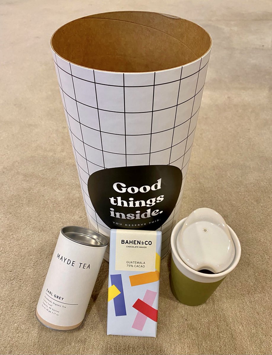 An amazing surprise parcel!! Thank you so much <a href="/DrCFord/">Prof Caroline Ford</a> 😊😊😊 Spirit definitely lifted 🕊🛫 What an inspirational leader you are 🥰!