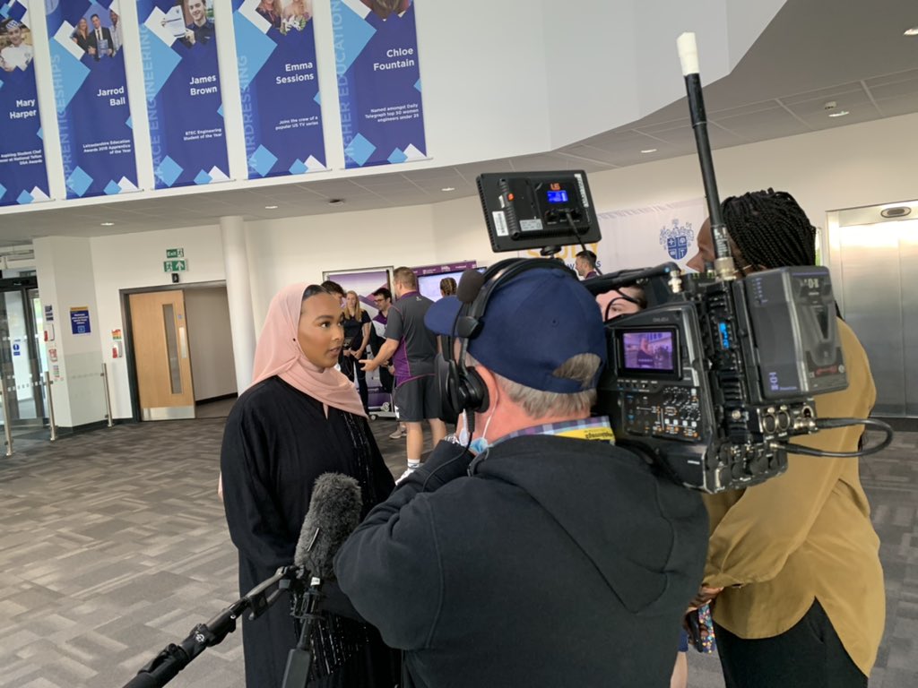 LouCollGroup's tweet photo. Fantastic to welcome @BBCBreakfast BBCBreakfast this morning ahead of #alevels2021 @Joannemaher @AoC_info https://t.co/cWQklsaCt5