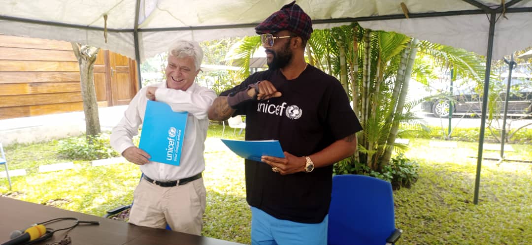 radiookapi's tweet photo. RDC : Fally Ipupa élevé au rang d’ambassadeur de l’UNICEF https://t.co/6vELSw0Mm3 https://t.co/gPCqlxEK8I