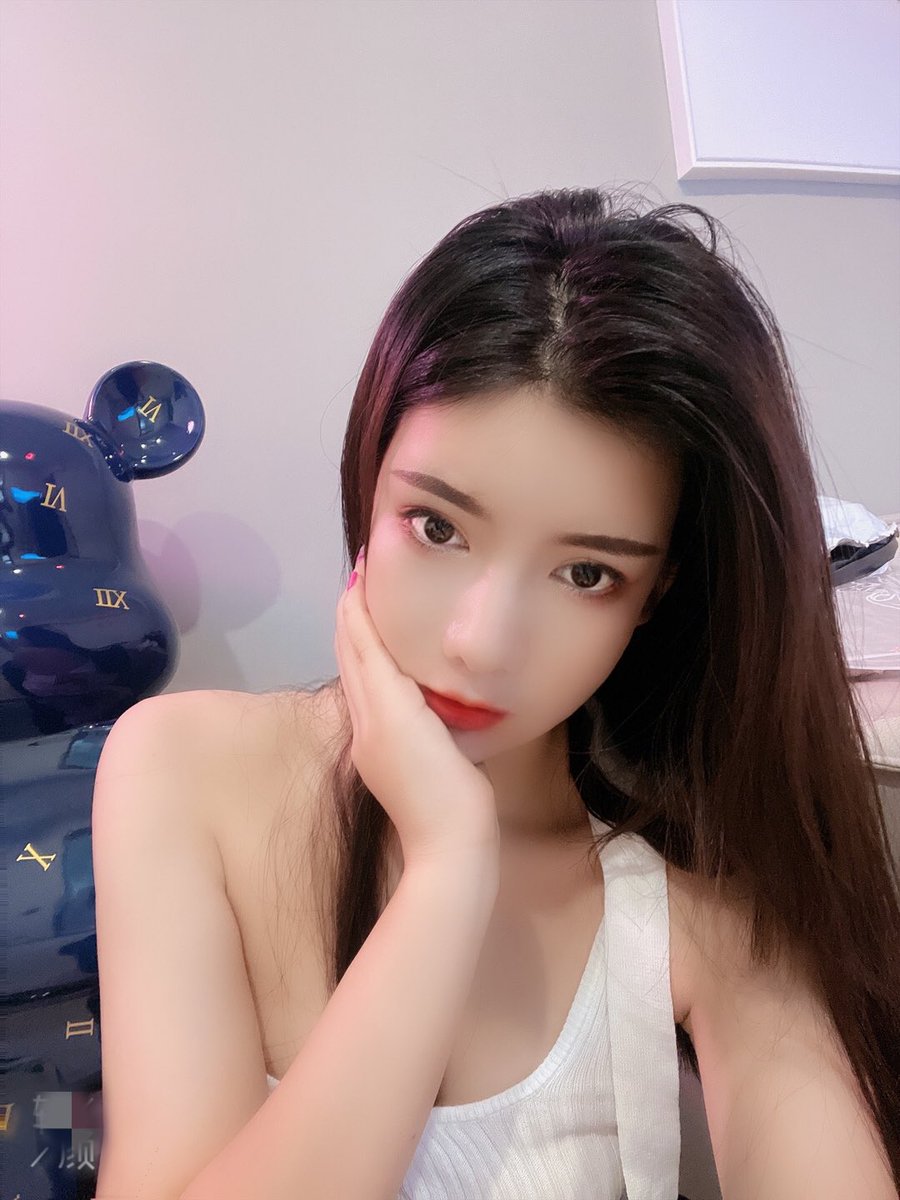 xiaoke359's tweet photo. 阳光射不进的地方，你可以。@xiaoke359 #广州线下 #广州约炮 #广州兼职 #广州外围 #广州资源 https://t.co/kQehs2GZME