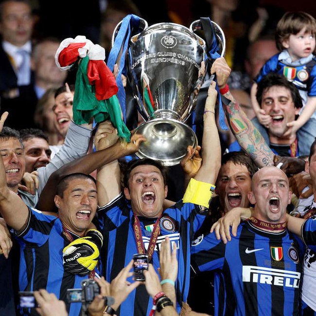 It\s a great day to be born if you want to be a captain

Happy Birthday Javier Zanetti and Roy Keane 