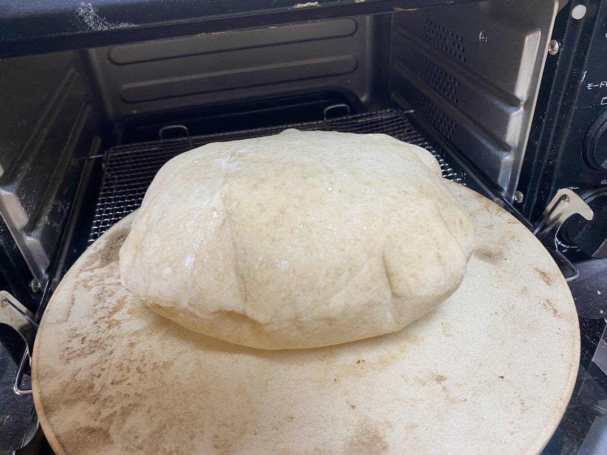 waka_sorahogiya's tweet photo. ほんとー?
本当にわたし、高熱出した状態で寝込んだ時に、これ食べたくなるの??
😂😂😂
スーパーでは入手できない乾燥ヒヨコ豆も念のためポチった
明日は朝から仕込んで、夜 #ファラフェル🧆作ってるかも🤣
ホブズを追加して焼くか、迷い中笑
#arabicbread
#khobz
#アラビックパン
#ホブズ https://t.co/vH9JPctcQ4