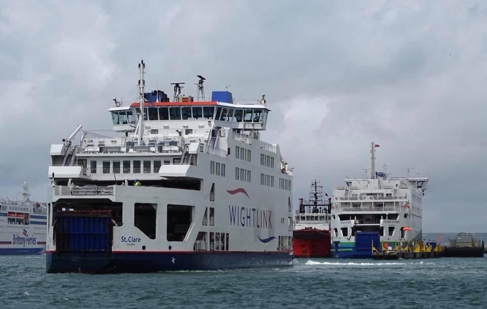 PhotographyRue's tweet photo. On this day back in 2018 @wightlinkferry Ferries Victoria of Wight arrived in a very wet solent for the first time after her journey from Turkey, 3 years later she has become a permanent fixture on the solent as Wightlinkโs flagship! โด #victoriaofwight #wightlink #3years https://t.co/0Yis1K8wJJ