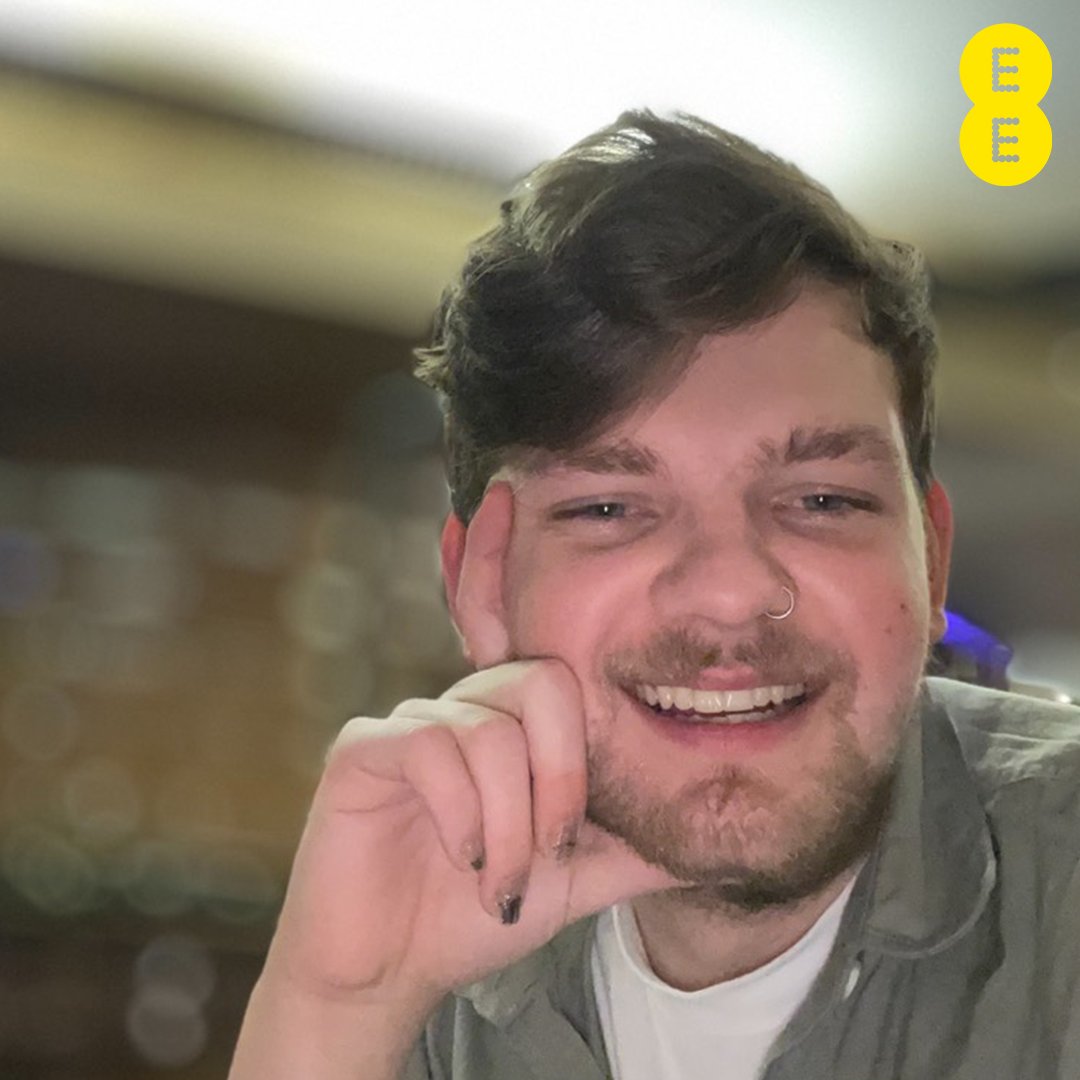 WorkforEE's tweet photo. "Since joining EE and seeing all the work they do to support people inside and outside of work and being able to have open conversations with my colleagues, I knew I’d fit in no matter who I was." Sam Cammidge - Customer Advisor #Pride #WorkForEE #LGBTQ https://t.co/gqibR5qKkH