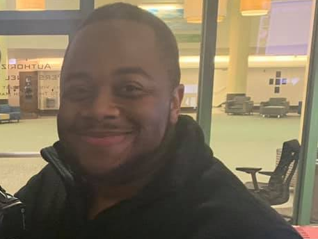 cbschicago's tweet photo. Chicago Police Dispatcher Keith Thornton, Praised For Handling Of Shooting That Killed Officer Ella French, Asks People To Show Support To Officers https://t.co/RlAzm4SA8L https://t.co/PXxkzvL804