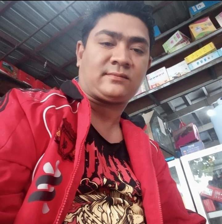 An altruist Ko Wunna was arbitrarily ABDUCTED by Junta Terrorists during the raid in ThaGayaMyoe, #Yadashe Tsp, #Bago at around 11:30pm on Aug9. Terrorists forced entry into Thamadi rice shop and carried out inspections as well. 
#WhatsHappeningInMyanmar 
#Aug10Coup