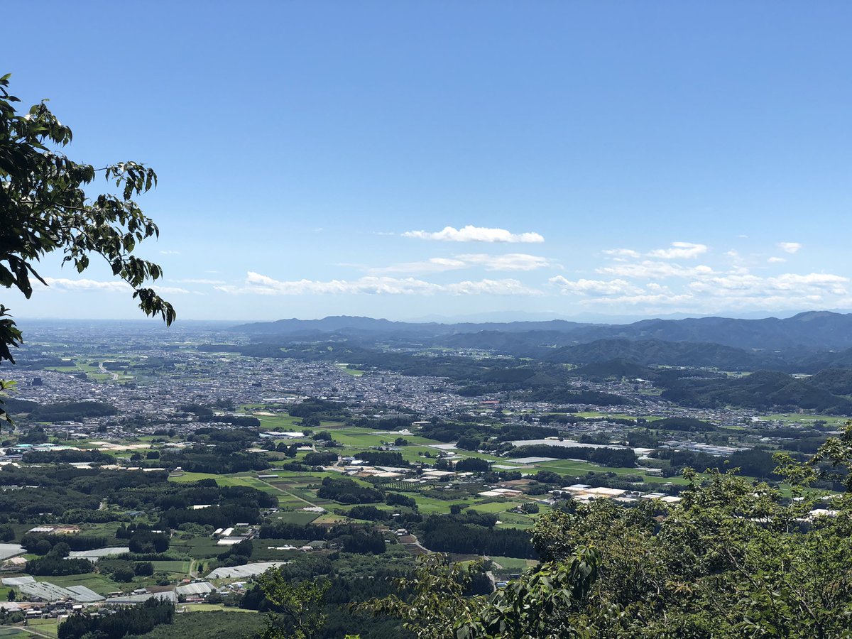 h908us's tweet photo. #古賀志山
暑かった https://t.co/k4w1R1IC5j
