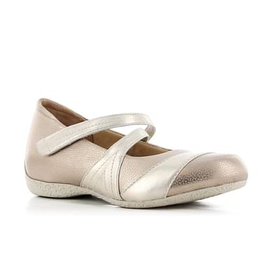 claremsb's tweet photo. @georginaebailey I can't wear heels and wear a lot of Ziera for smarts, which take my orthotics (though plenty of arch support anyway).  Their X-ray style has a good strap. I used to have to get them from a specialist shop but they have a website now.  Colours are a bit limited at the moment tho https://t.co/6JrNdM2MGe