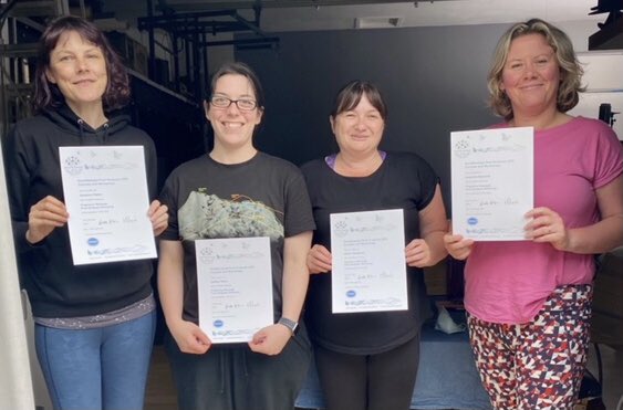 KnotStressed's tweet photo. Our wonderful training courses are back up and running 😁🙌🏼So delighted after such a long Covid-enforced break. Congrats to these new Pregnancy Massage Therapists who trained with Krista and Gabe ♥️Therapists looking to learn new massage skills, check out: https://t.co/2VtJ50sJEE https://t.co/GtcAxhkprA