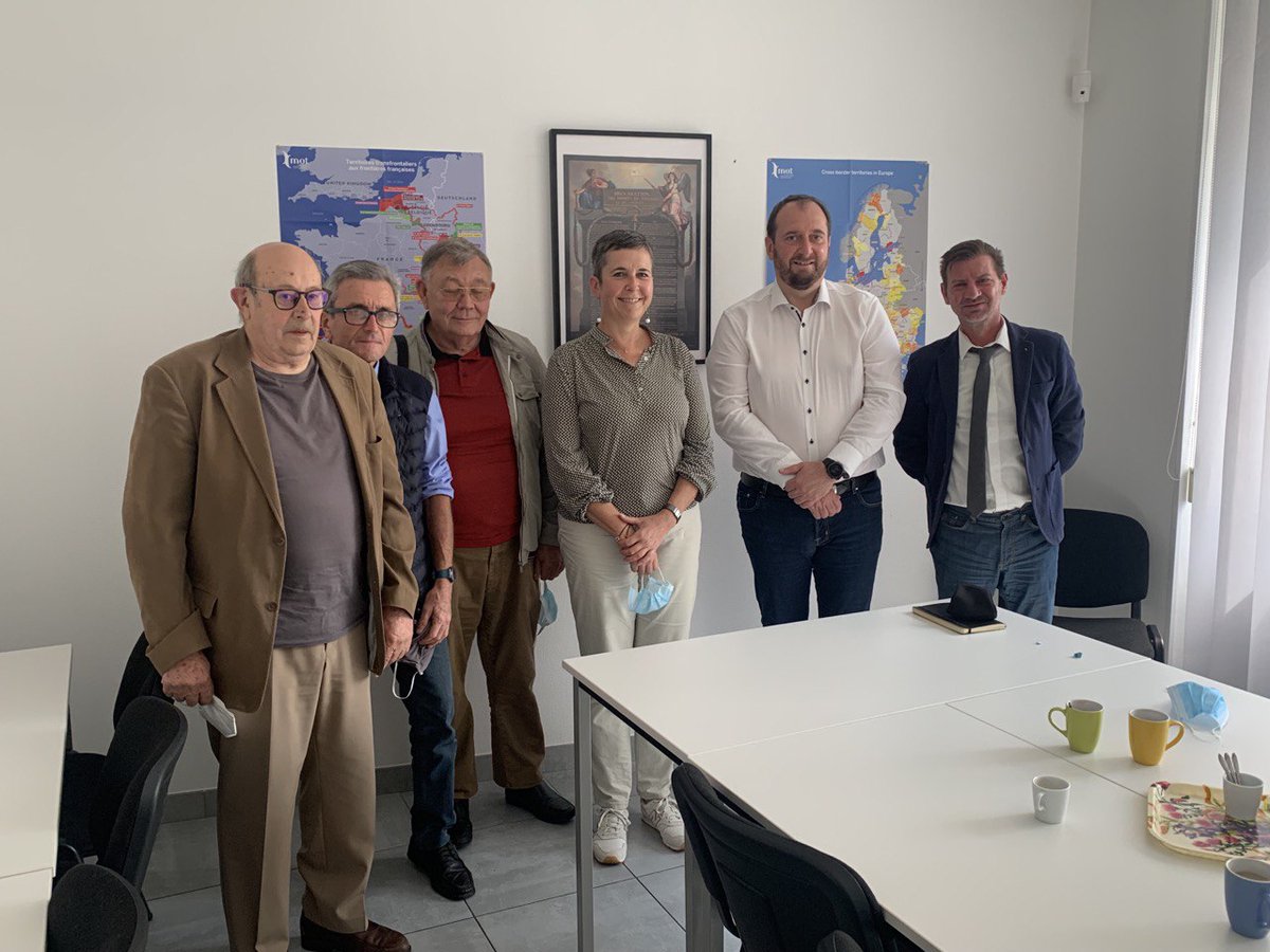 christophearend's tweet photo. Rencontres avec plusieurs associations défendant l'environnement à ma permanence pour aborder un certain nombre de sujets concernant le projet #RECSolar de #MoselleEst. 
Echanges très enrichissants, toujours dans l'intérêt des habitants de nos territoires. https://t.co/pm5jcA7pGT