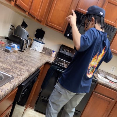 SheBallin_'s tweet photo. #NewProfilePic https://t.co/GEMAipn4IZ