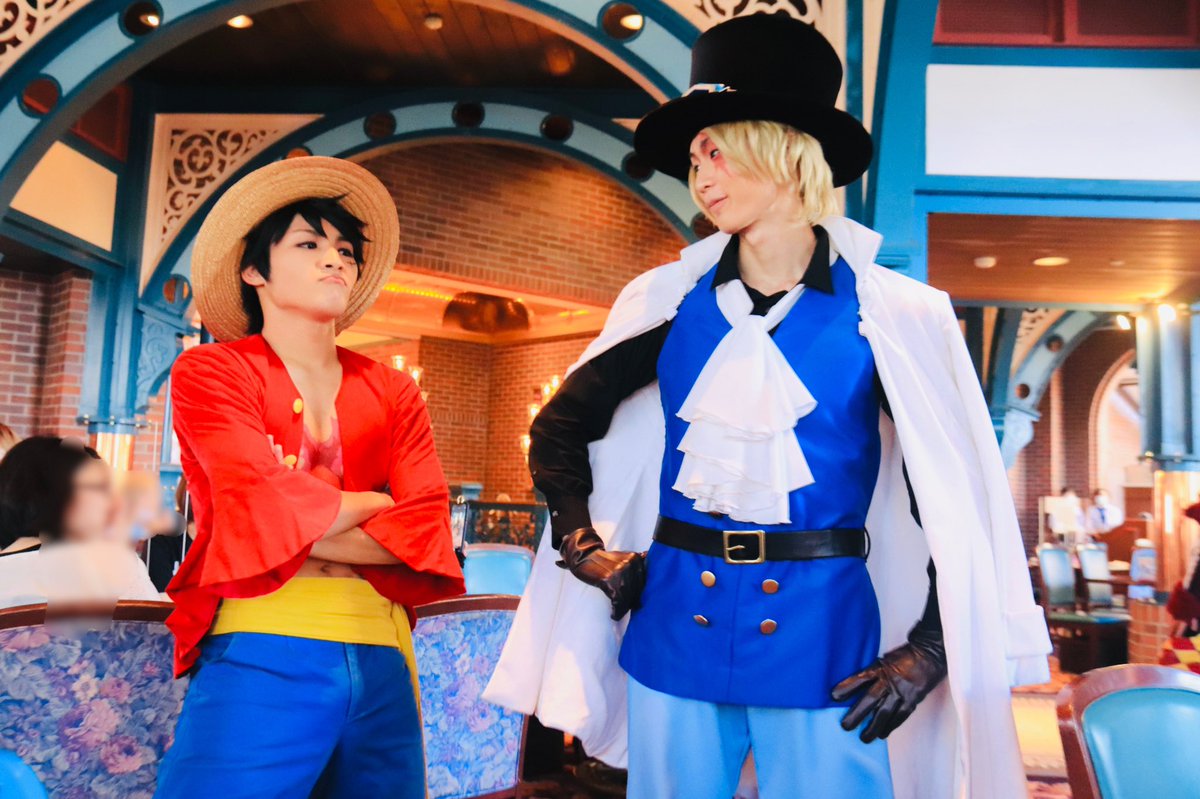 まかろん Twitterren Universal Studios Japan Usj One Piece プレミアサマー21 サンジの海賊 レストラン 8 8 12 00 ルフィ サボ ゲストの料理を狙ったルフィを嗜めるサボ Usj Photo Usjファン サンレス T Co Fdllcrtwrw Twitter