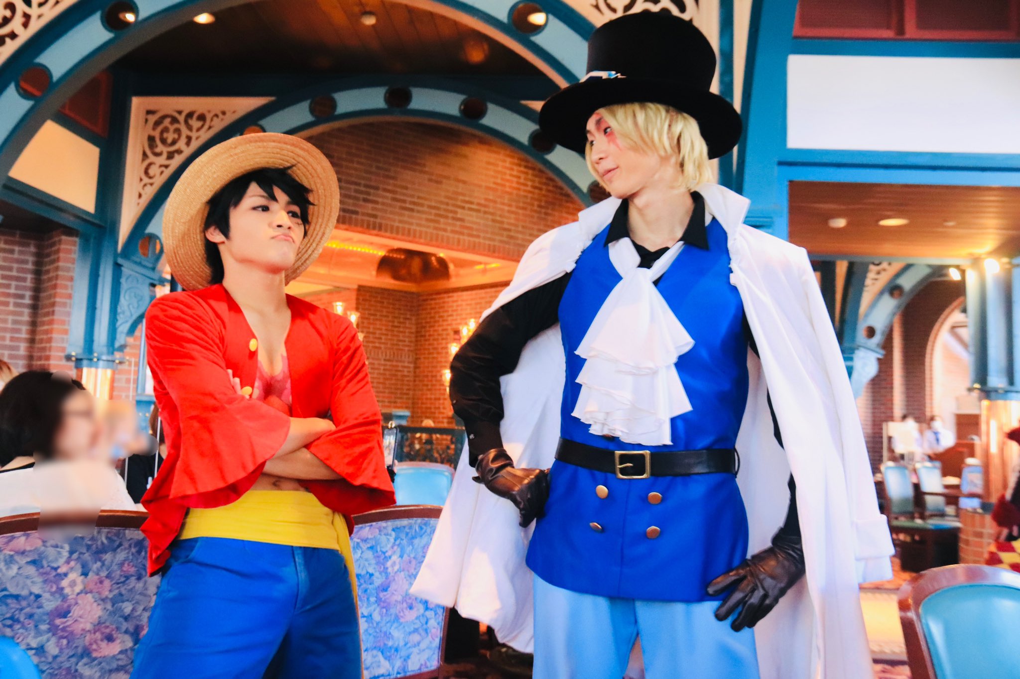 まかろん Universal Studios Japan Usj One Piece プレミアサマー21 サンジの海賊 レストラン 8 8 12 00 ルフィ サボ ゲストの料理を狙ったルフィを嗜めるサボ Usj Photo Usjファン サンレス T Co Fdllcrtwrw Twitter まかろん Universal Studios Japan Usj One Piece プレミアサマー21 サンジの海賊 レストラン 8 8 12 00 ルフィ サボ ゲストの料理を狙ったルフィを嗜めるサボ Usj Photo Usjファン サンレス T Co Fdllcrtwrw Twitter