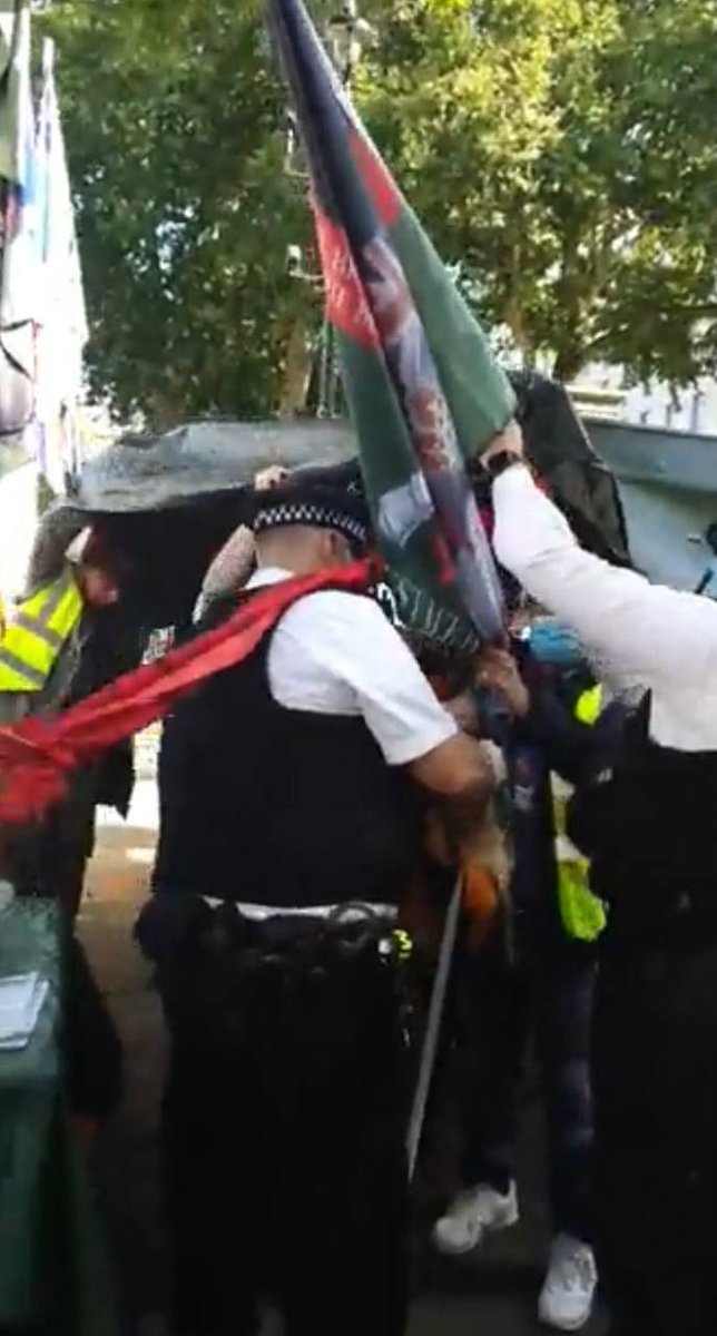 VictoryDay_Hope's tweet photo. The police have raided the Gurkha equality hunger strike and confiscated all of their equipment, including chairs and a gazebo.

WTF has happened to our country? These people are heroes. If they went to France and returned on a dingy they would be treated with more respect 😡 https://t.co/ZuZxjixOlU