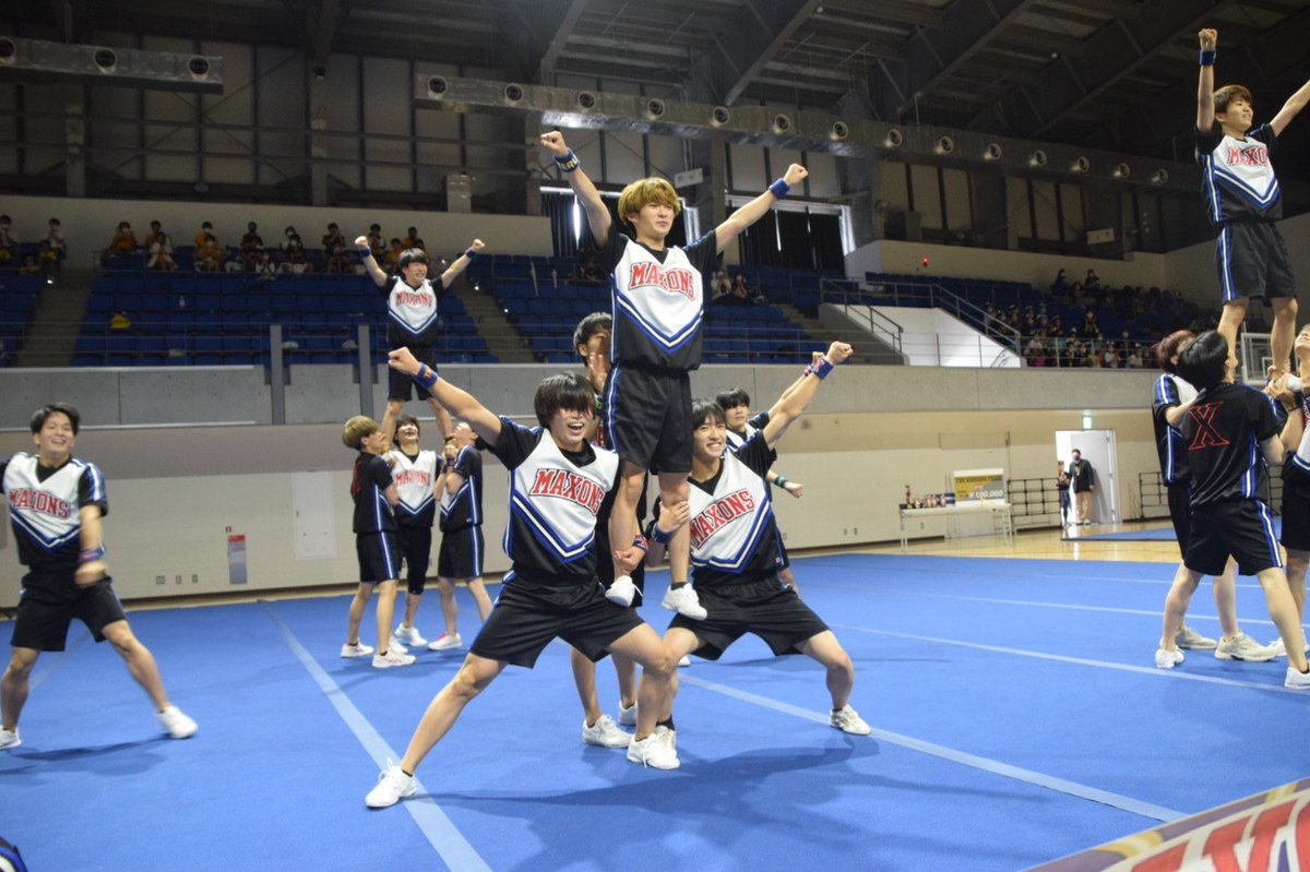 MAXONS_official's tweet image. 【👑KOC Festival 2021👑】
8/7(土)に開催された
King of Cheerleaders' Festival2021に
MAXONSも出場いたしました🎉

様々な男子チアチームの演技に刺激を受けながら、僕たちも全力でペイフォンの演技を披露することができました🤩

#KOCF #チアリーディング #男子チア #都立大 #MAXONS #マクソンズ