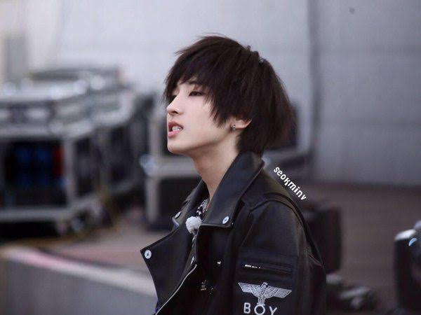 miaowonu's tweet photo. jeon wonwoo in 2015

a thread ; https://t.co/qLPLQNce91