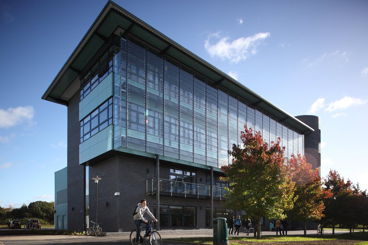 uniofwarwick's tweet image. 🏆 Congratulations to everyone who's received their results and will be joining us at Warwick, we can't wait to welcome you all to campus!

Tell us you're coming by tagging us (@warwickuni) or using the hashtag #WeAreWarwick

Got questions? Head here 👉 bit.ly/2Ub7kPC