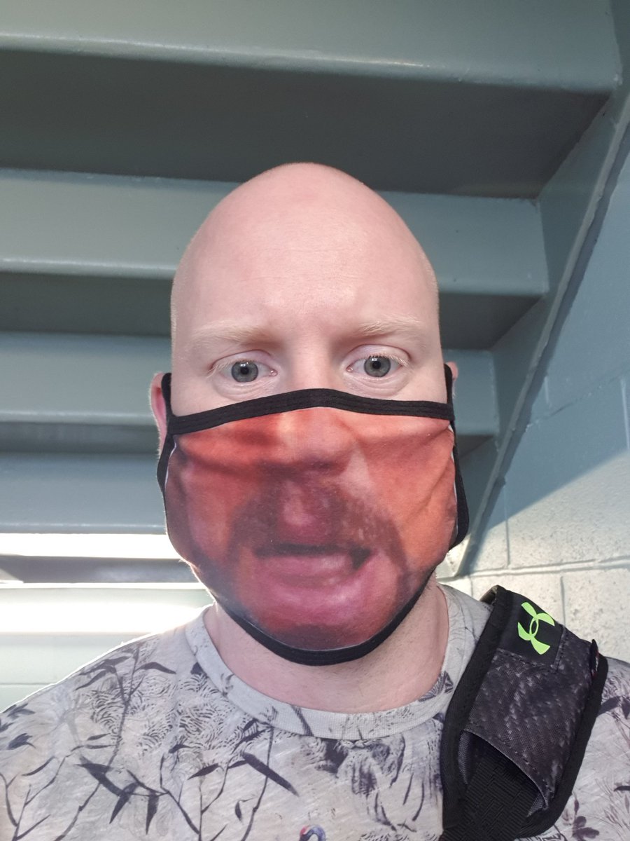 GWADanny's tweet photo. My mask is better than yours hahah #decaprio https://t.co/kGid7iF2SG