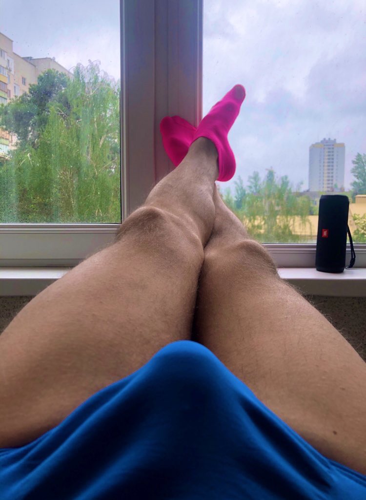 geo_man69's tweet photo. what did you notice first ? 😈 https://t.co/v5qTbvJITA
