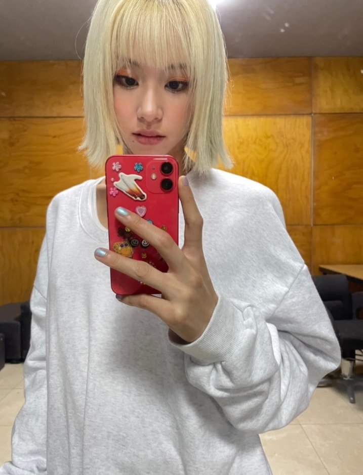 straychaeng's tweet photo. my love https://t.co/gxWSawpZbV