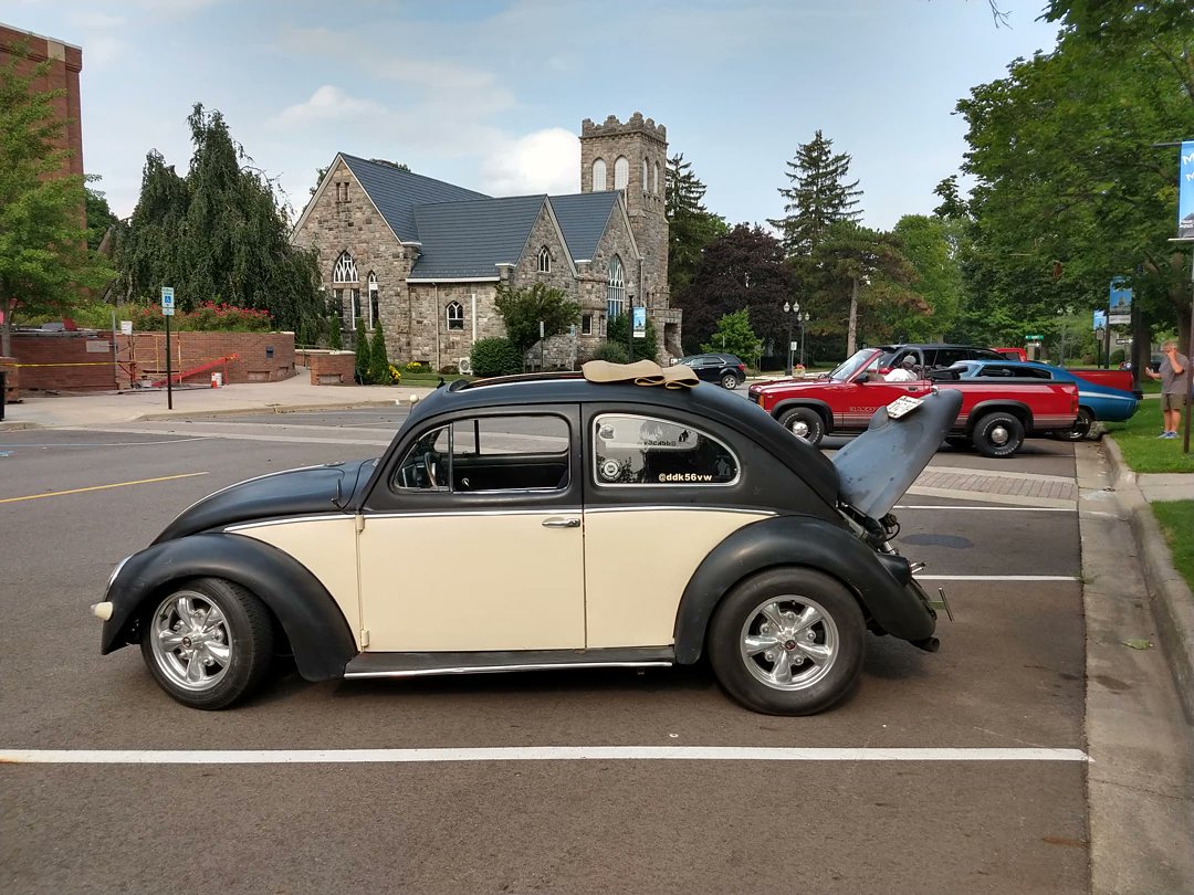 ddk56vw's tweet photo. Monday night cruise in 😎🤠🚗🚙🚗 https://t.co/rLt0uxGANi