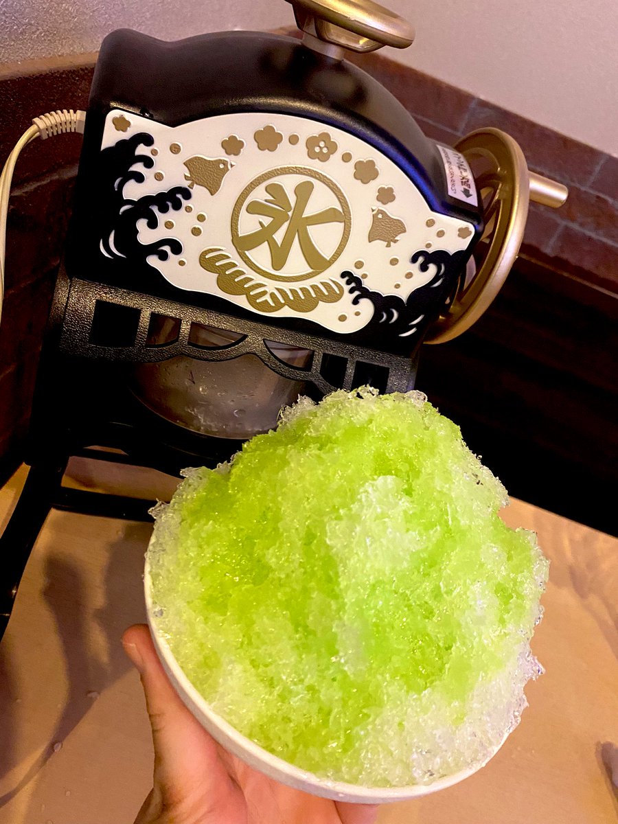 ニコバー新宿 新成人タダ飲み على تويتر 本日のおすすめ かき氷食べ放題 今日も暑いですねぇ かき氷はいかがですか 色んなシロップをご用意してます 因みに写真のかき氷はキウイシロップを使いましたー 抜群に美味しいので是非お試しあれ ニコバー新宿 新成人タダ飲み على تويتر 本日のおすすめ かき氷食べ放題 今日も暑いですねぇ かき氷はいかがですか 色んなシロップをご用意してます 因みに写真のかき氷はキウイシロップを使いましたー 抜群に美味しいので是非お試しあれ