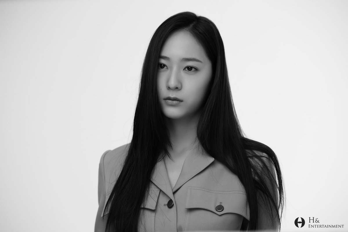altvalorasoo's tweet photo. such a fine lady🖤 https://t.co/ukrfNHpcbS