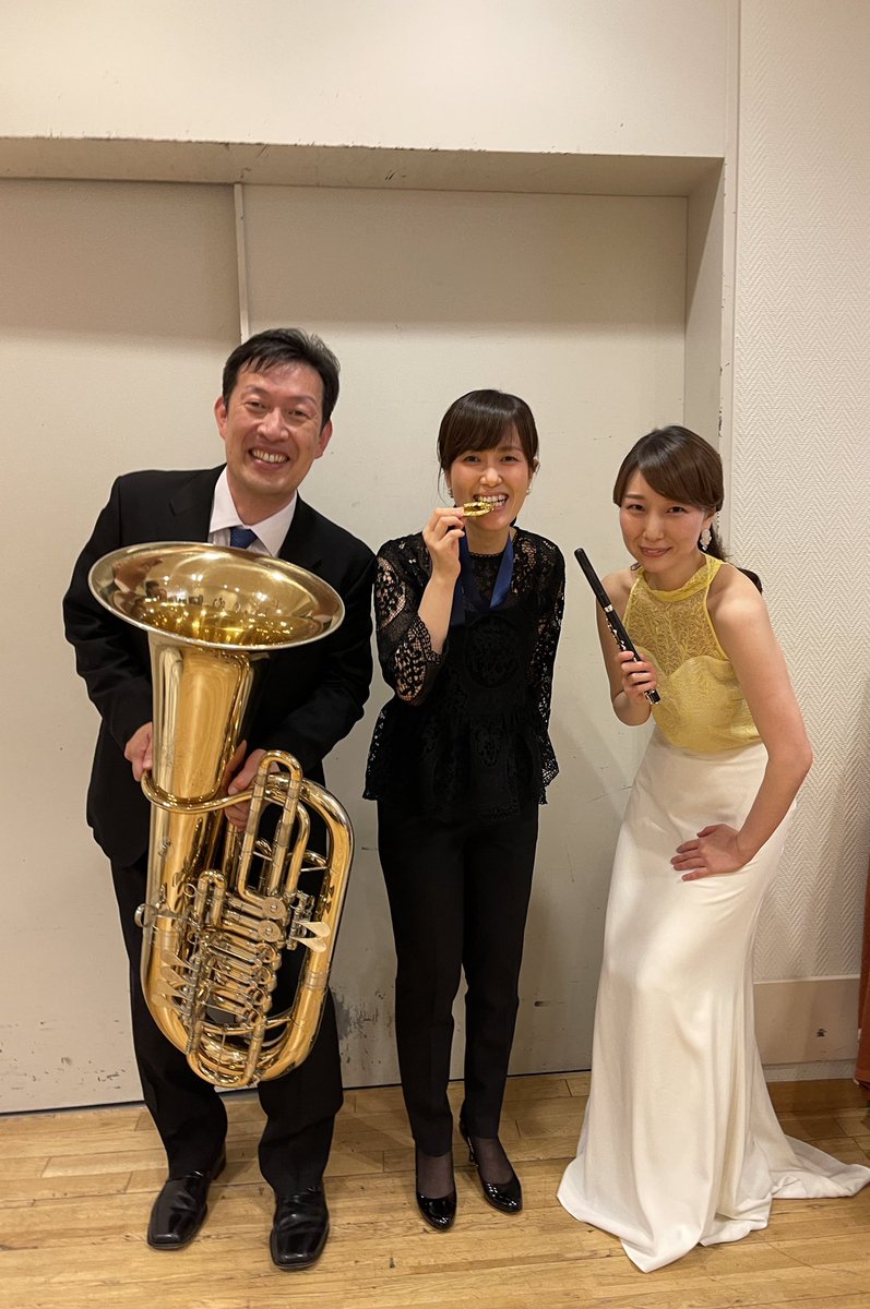 mahokajikawa's tweet photo. 8月22日(日)21時〜はN響ほっとコンサート！のテレビ放送📺
原田慶太楼さん指揮、篠原ともえさんのナビゲートで送る、夏休みの楽しいコンサートです♪
珍しいピッコロ協奏曲と、チューバ協奏曲✨是非ご覧下さい✨
#クラシック音楽館　#N響 #ピッコロ #チューバ #オーケストラ #KHconductor @NHKSO_Tokyo https://t.co/li7FYS0IgZ