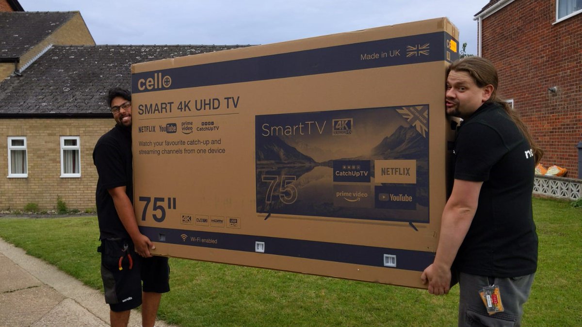 Day 2 of install for Clare Baptist Church, cannot wait to see the finished result! #novumav #avinstall #churchinstall #cello #installteam #baptistchurch #churchav #audiovisual #smarttv #4KUHDTV