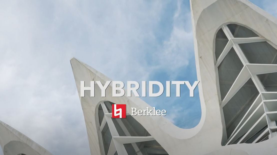 berkleevalencia's tweet image. Hybrid #educationalmodel on #BerkleeValencia campus.

Find out what our graduate students think about this experience.

Click on the link to watch the full video: bit.ly/3yD0yRs