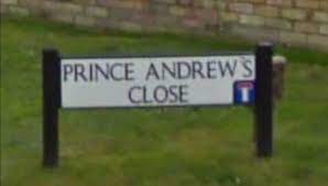 MyArrse's tweet photo. Street Sign or a warning to young girls.
 #nonce https://t.co/mTN75uW1ul
