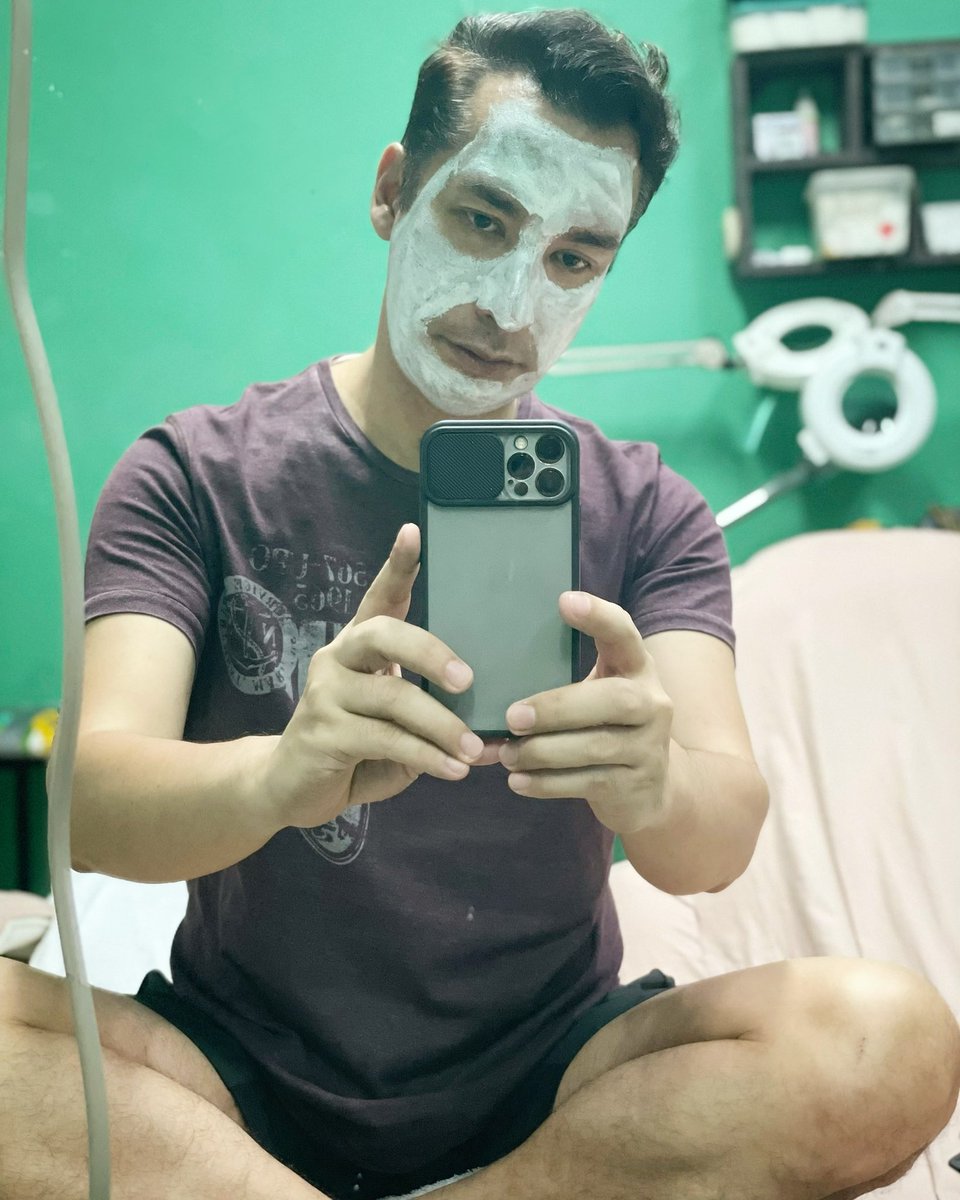 SuperdooperMD21's tweet image. Beautiful skin begins with exceptional skin care. 💪 #secondsession