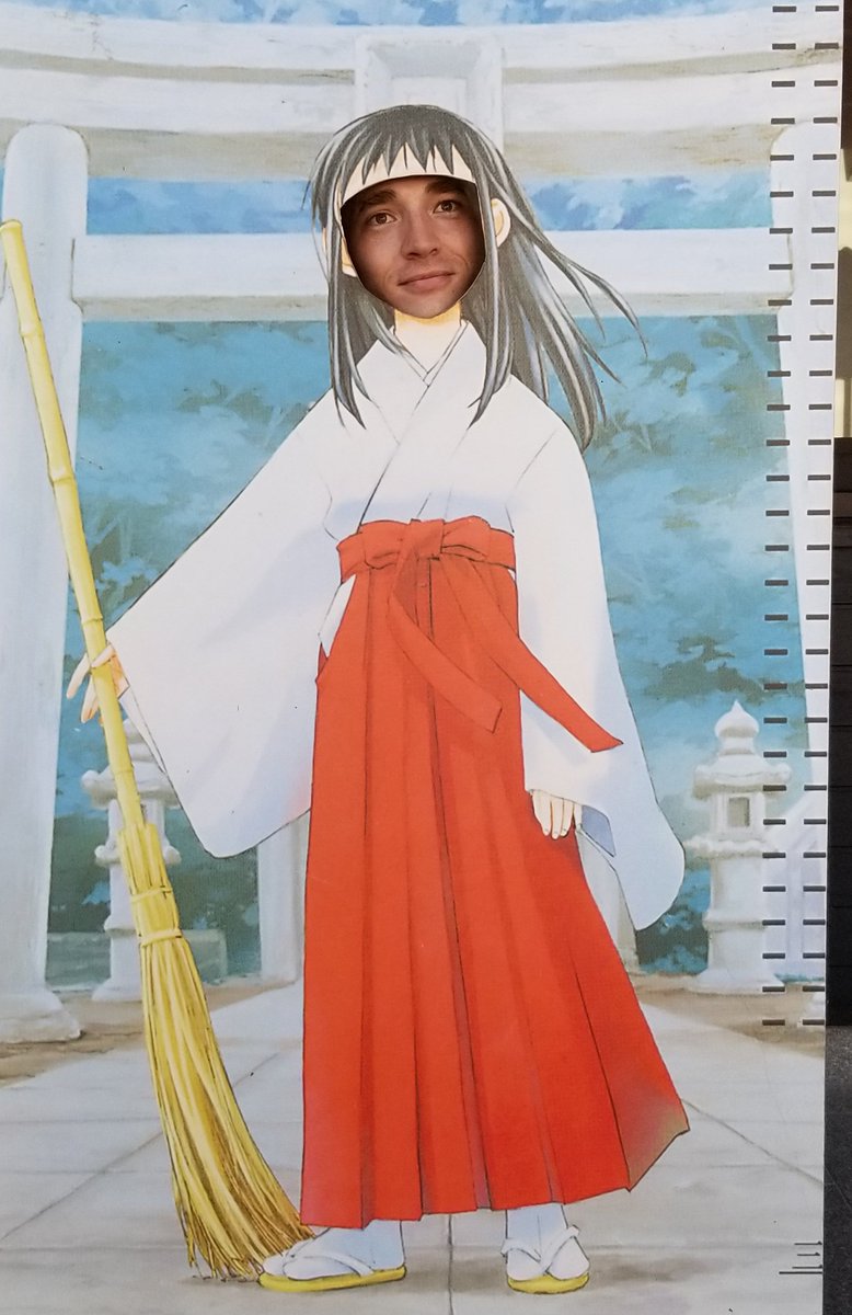 xNerVosAx's tweet photo. ⭐ I'm a pretty shrine maiden ⭐ https://t.co/purH5DQwZG
