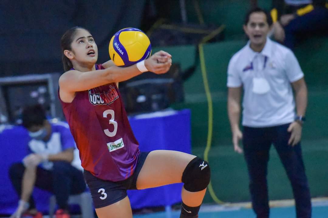 titans_darling's tweet photo. I'm seeing Deanna's passion and leadership in this game 🥺💜 #PVL2021 https://t.co/lO4ULZuczy