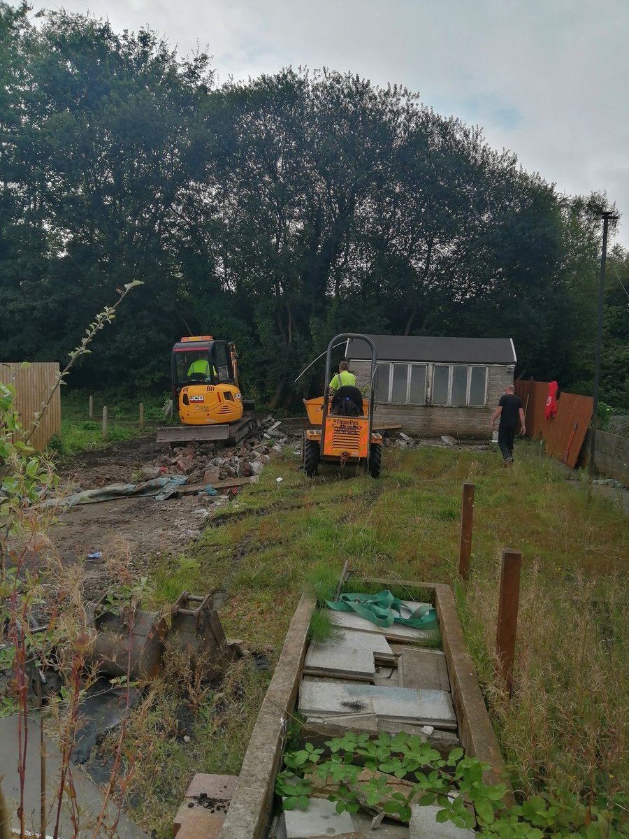 LisaWhit84's tweet photo. @annietrev @OGUKenergy @COP26 @beisgovuk @david_duguid I'm having the drainage rectified in my garden after the #skewenfloods. Still a mess here if you plan on visiting us at all: been almost a 7 months now. @NPTCouncil @CoalAuthority https://t.co/oI3tP621So