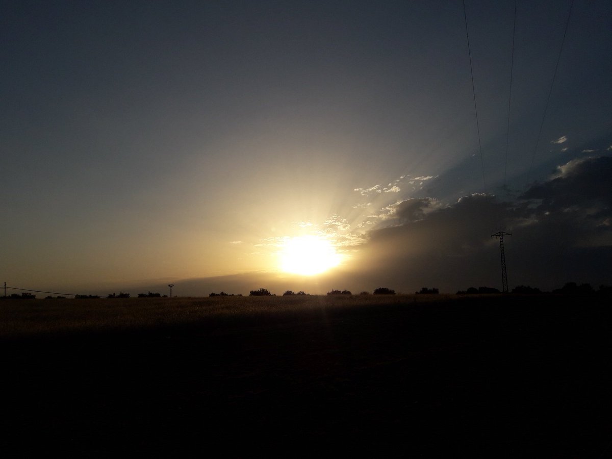 cieloynube's tweet photo. #BuenDíaDeMartes
#OtraRuta
#IdaYVuelta https://t.co/UKCAZht5Hs